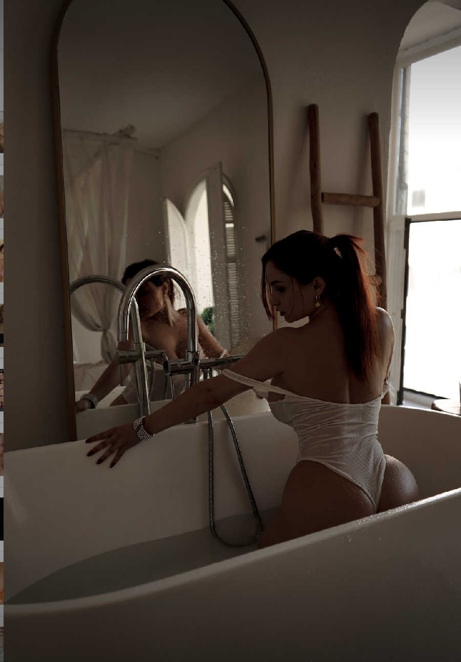 A playful frame from Miranda Faith nude — online in Funafuchi