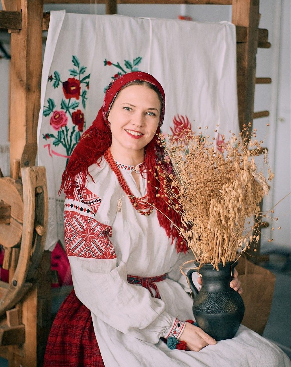 Women in Slavic costumes in Funafuchi