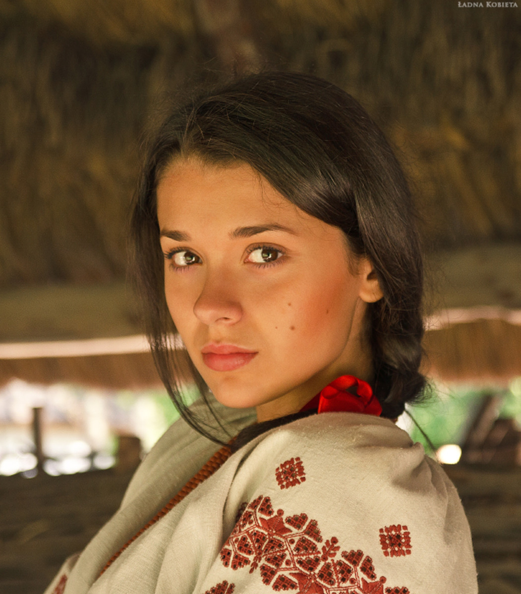 Girls in Slavic costumes in Funafuchi